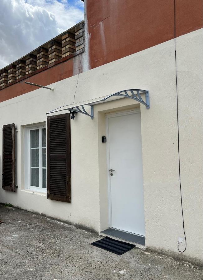 Superbe Appartement Au Bord Du Canal De St Quentin Saint-Quentin  Eksteriør billede